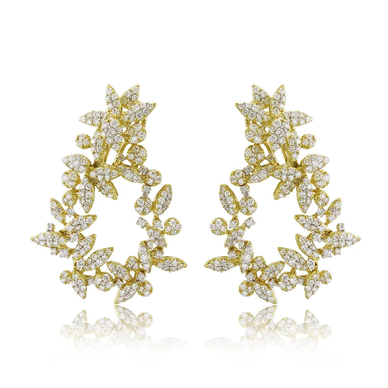 Joelle Diamond 4.90 Cttw. Cluster Flower Earrings 18K Gold