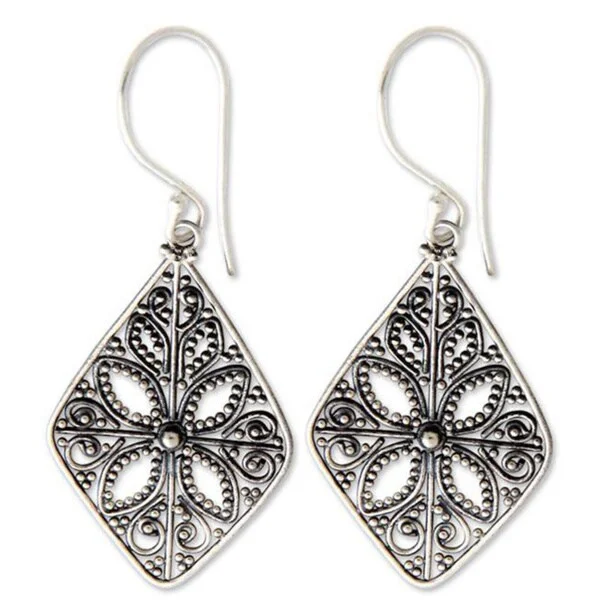 Handmade Sterling Silver 'Four Balinese Petals' Earrings (Indonesia)