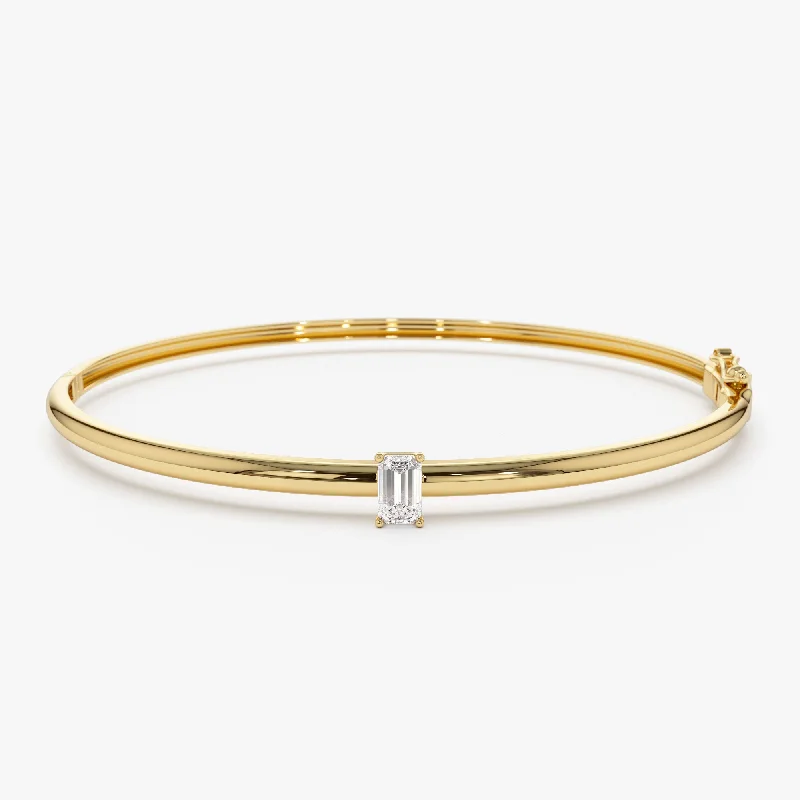 14K Emerald Shape Diamond Solitare Bangle