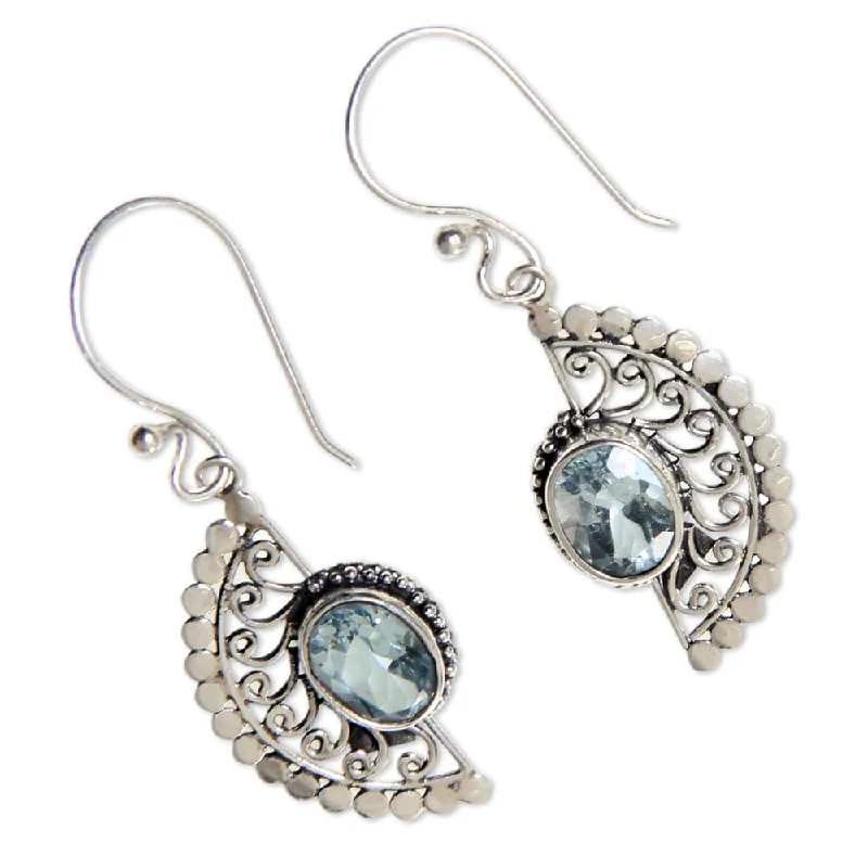 Sterling Silver 'Blue Eyes' Topaz Earrings (Indonesia)