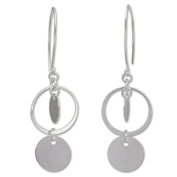 Handmade Sterling Silver 'Moonlight Charm' Earrings (Thailand)